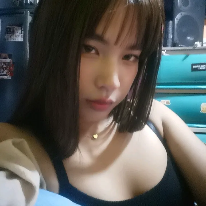 livyvinee