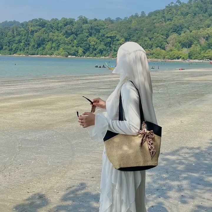 emmaakmal03