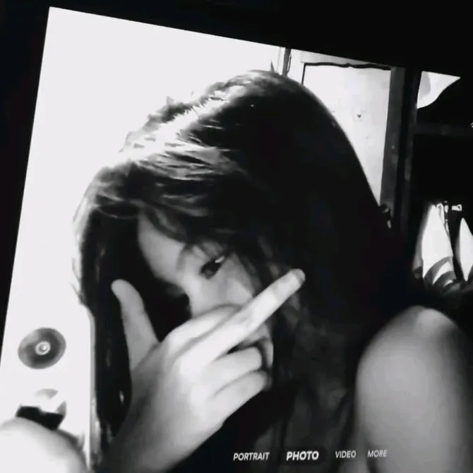 zezel819
