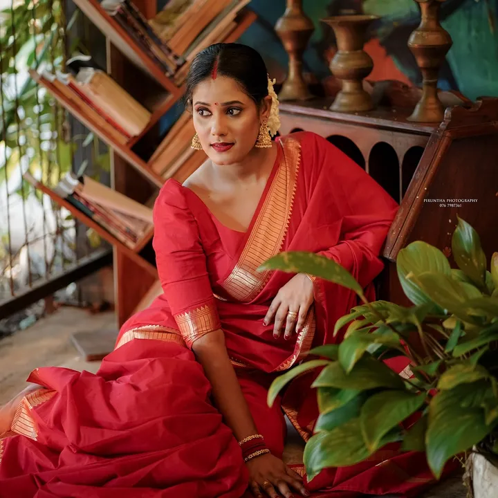 sareequeenkreethi0516