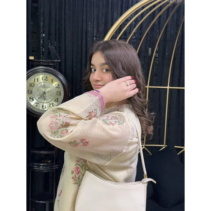 ayila_riaz18