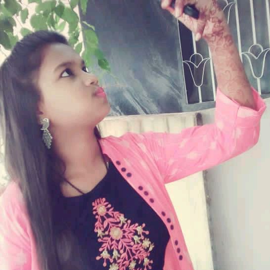 attitude_girl_jannu