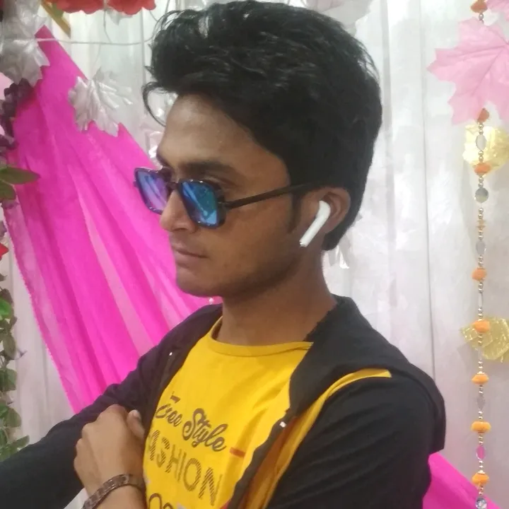 mr.hasnain..90