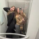 @urfavblondandbrunette2