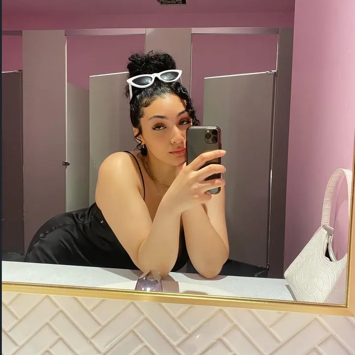 layla_amsani25