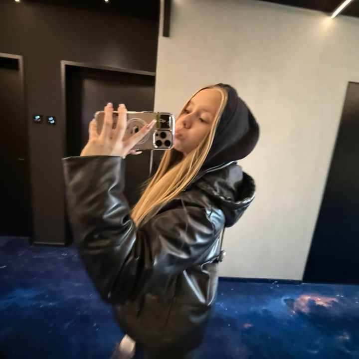 whoisthatyulia