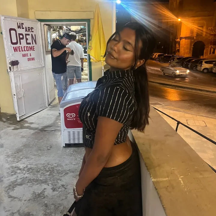 @iloveshays