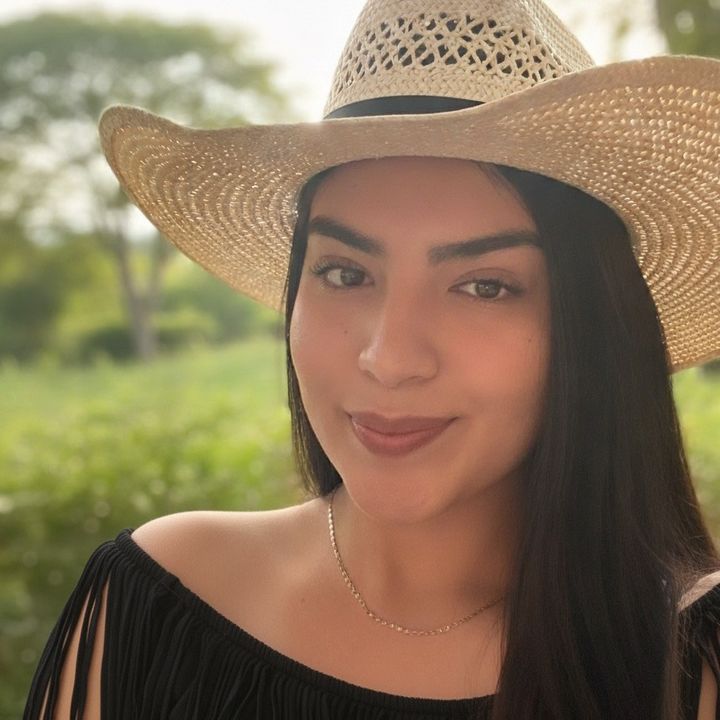 @danielaguzmanlyrics
