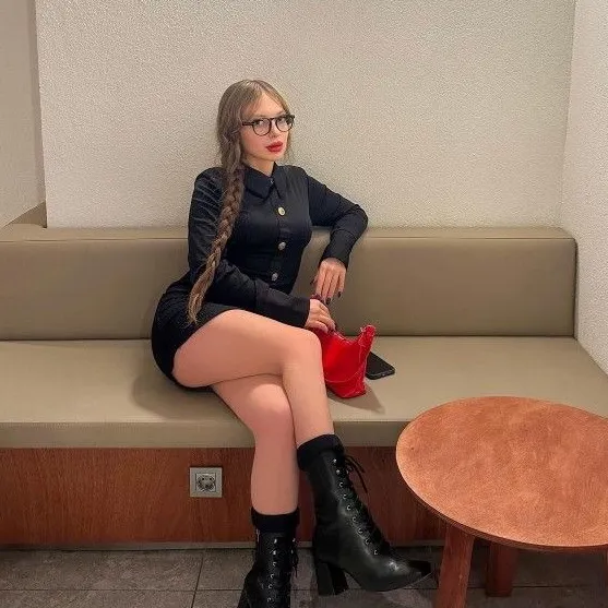 @esrarabiaunalyeni
