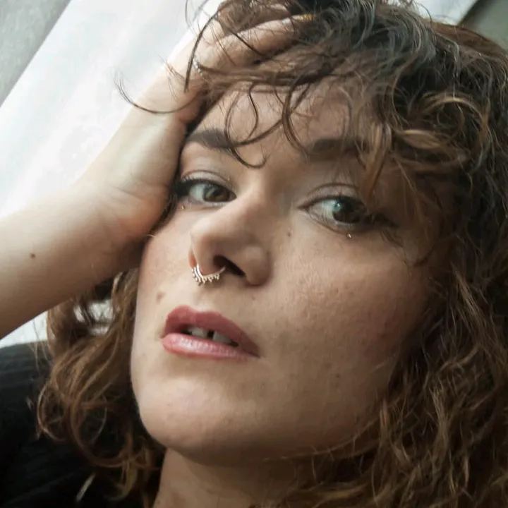 kelly.soyunabruja