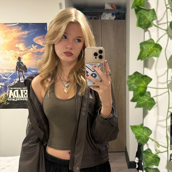 chloesarch1ve