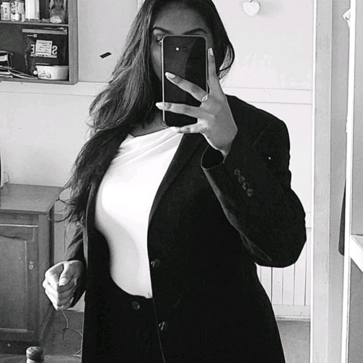 naina.0105