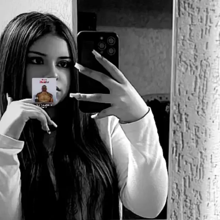 nina_denisa