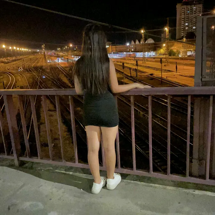 anita.szatari