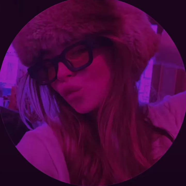 paulinelisa_