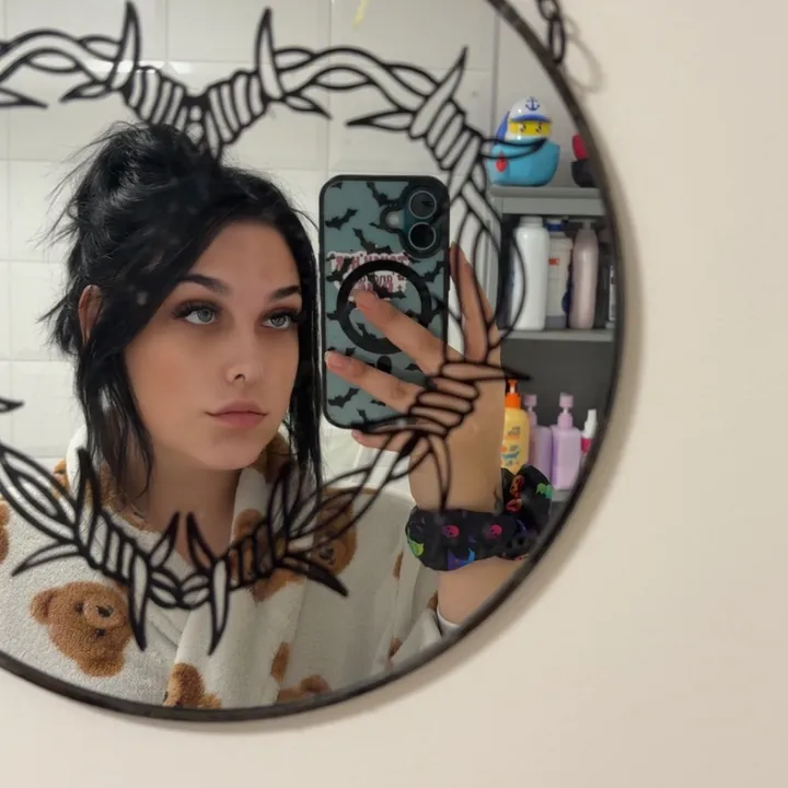 chlosx2