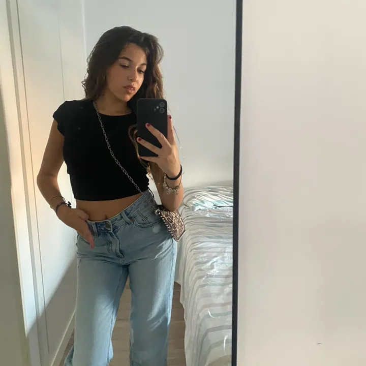 userrrrr19828399273