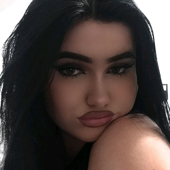 majkaakrynskaa