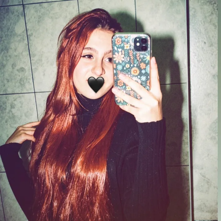 ralucaaa._.1