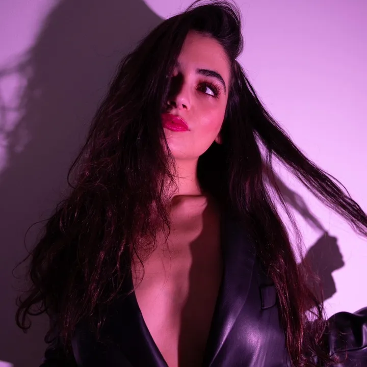 aylindesinaa