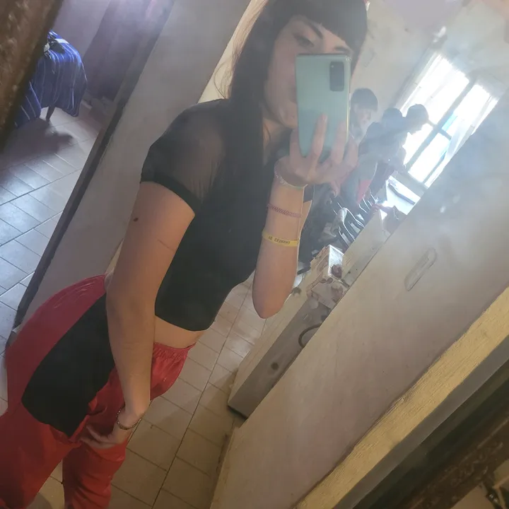 user7937305528040