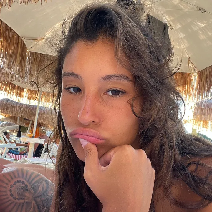 @_viu__