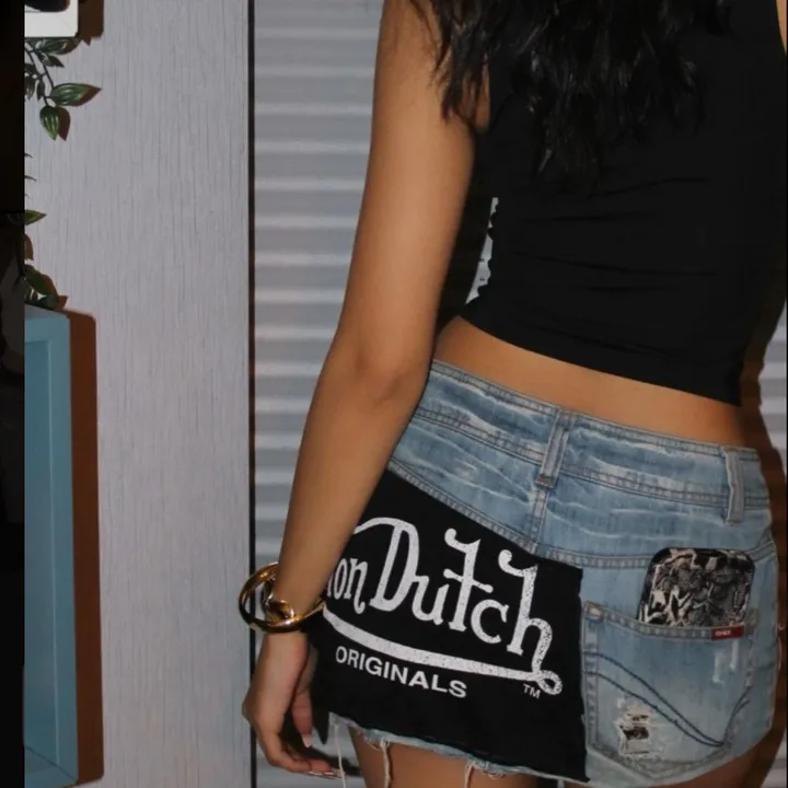 emiliacmzzzn