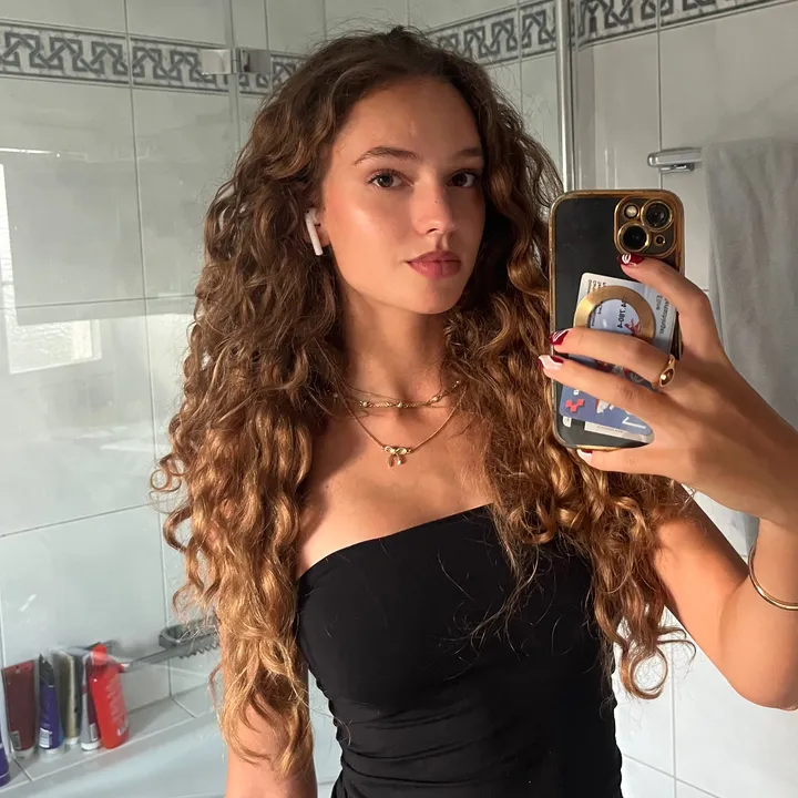 elin.noemi