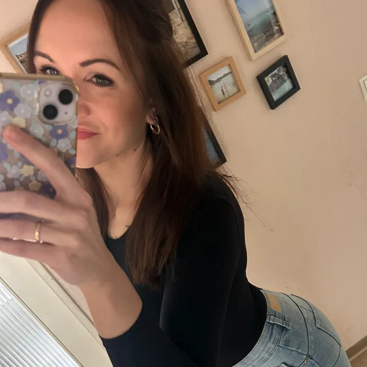 lara_160193