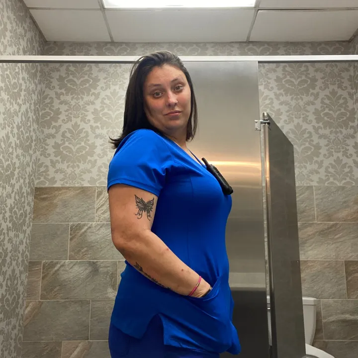 sarah_nola