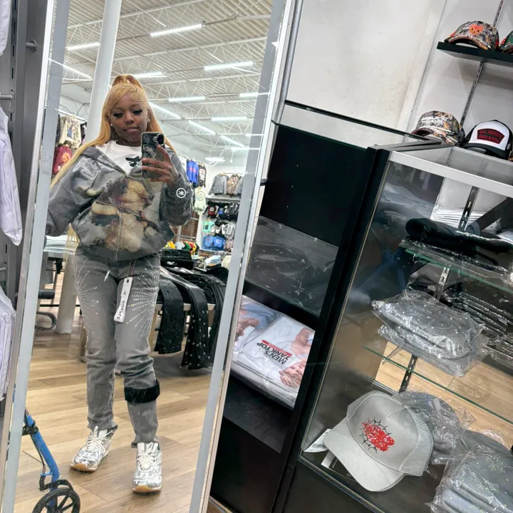 niiyahlashay