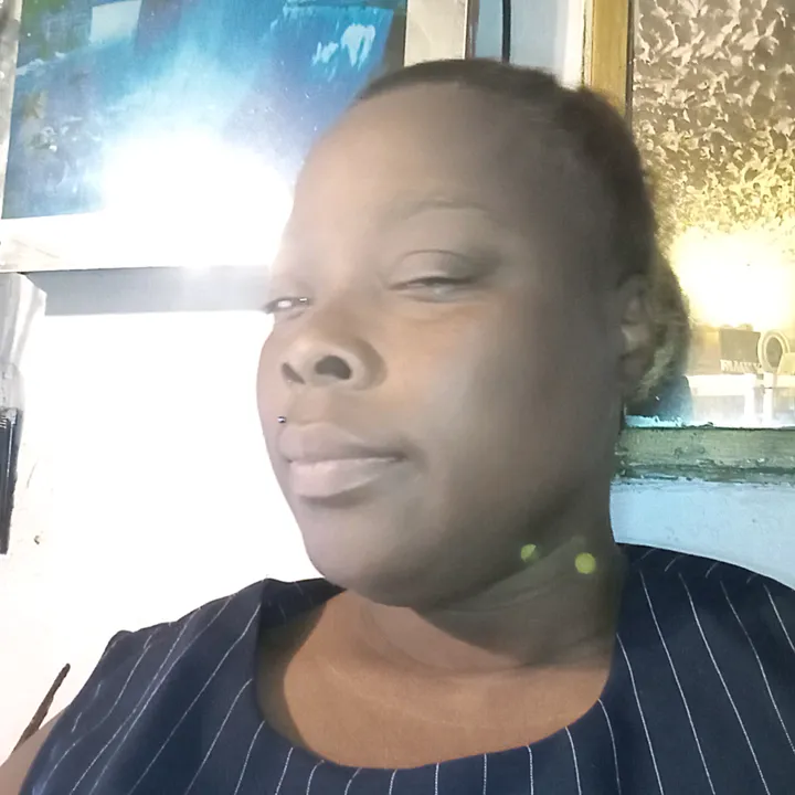 stephanievinson32