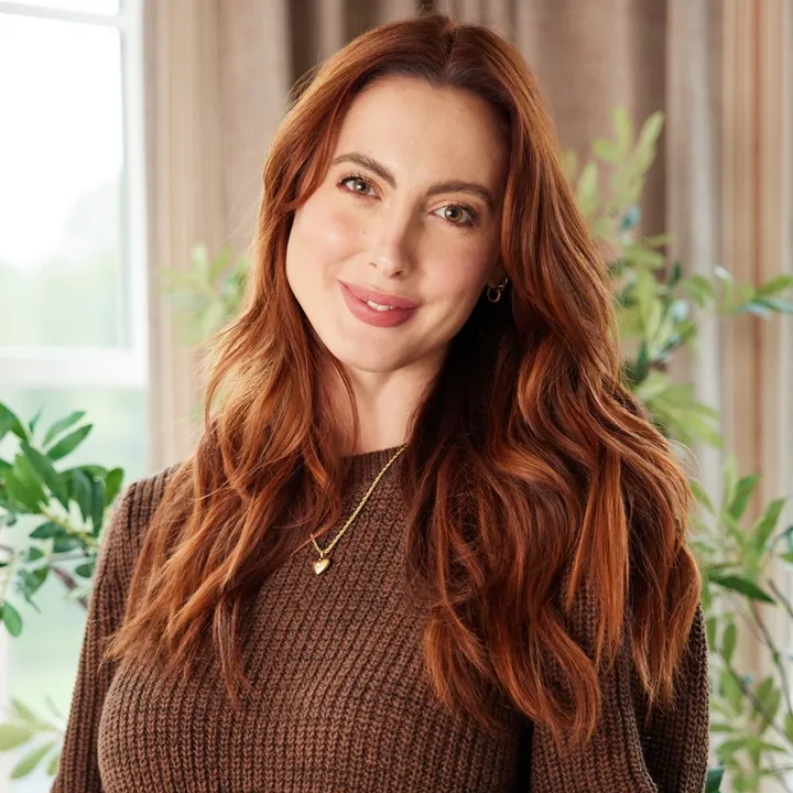 thehappilyeva