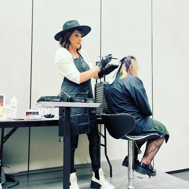 darcishairstudio