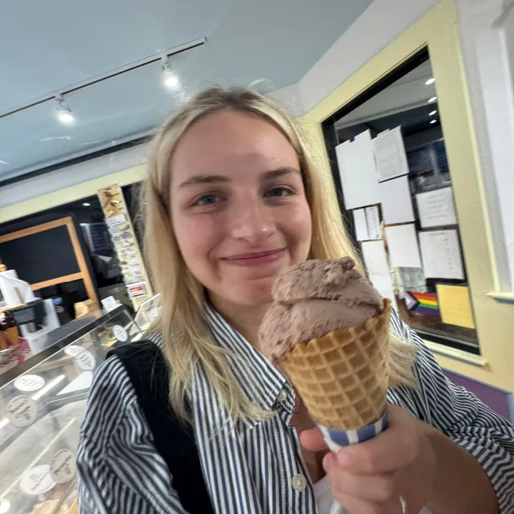 maddywinblood_