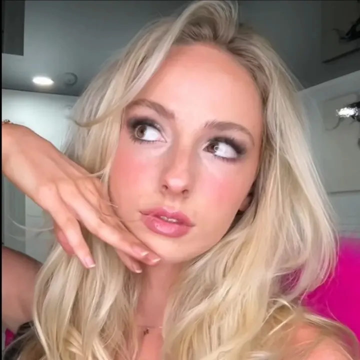 nataliireynoldss