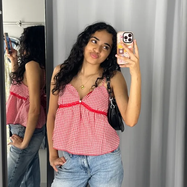 naomiigomezz