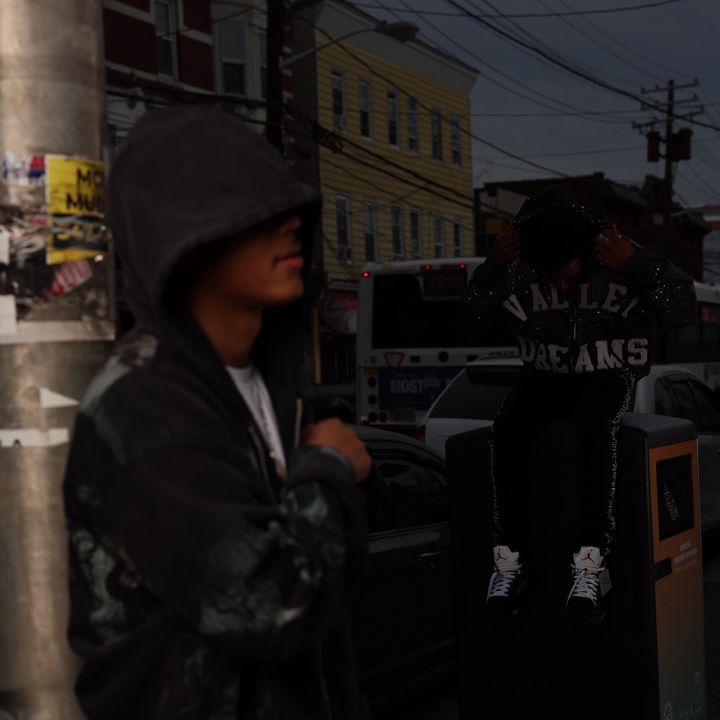 _hoodfav.jay